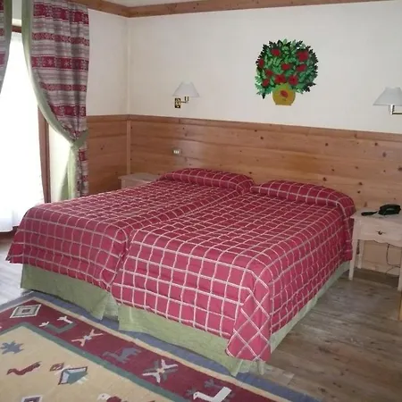 Mignon Hotel 3*