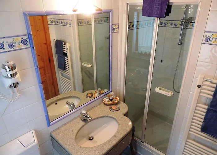 酒店 米尼翁酒店 布勒伊-切尔维尼亚